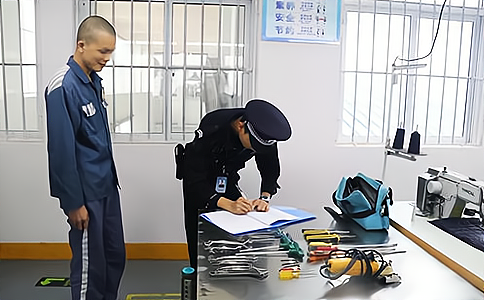 工具标签,rfid技术,工具箱,超高频读写器厂家